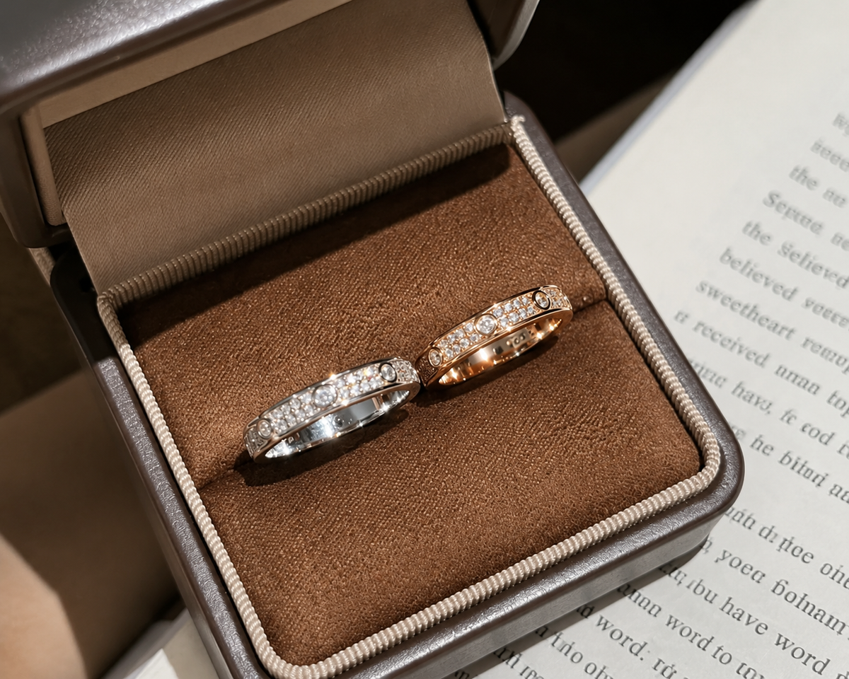 Anillo Aura — Moissanita y Plata de Ley 925